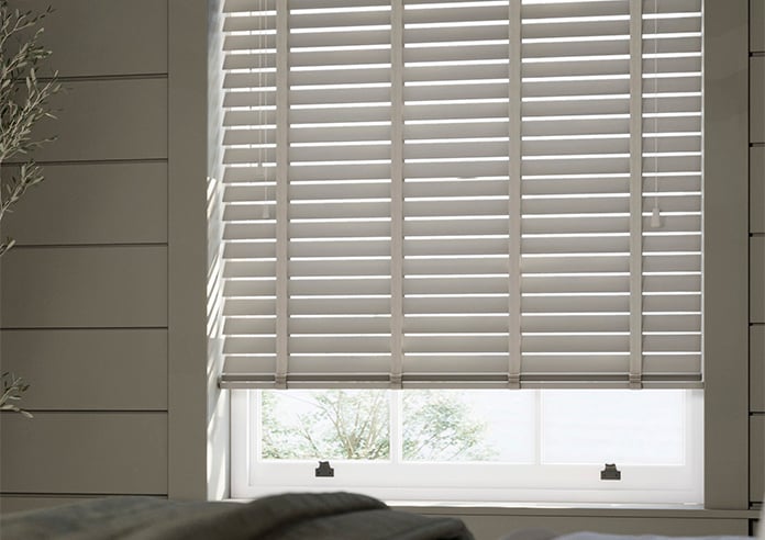Ecowood Deluxe, Urban Greige Satin - Motorised Venetian Blind - Image 5
